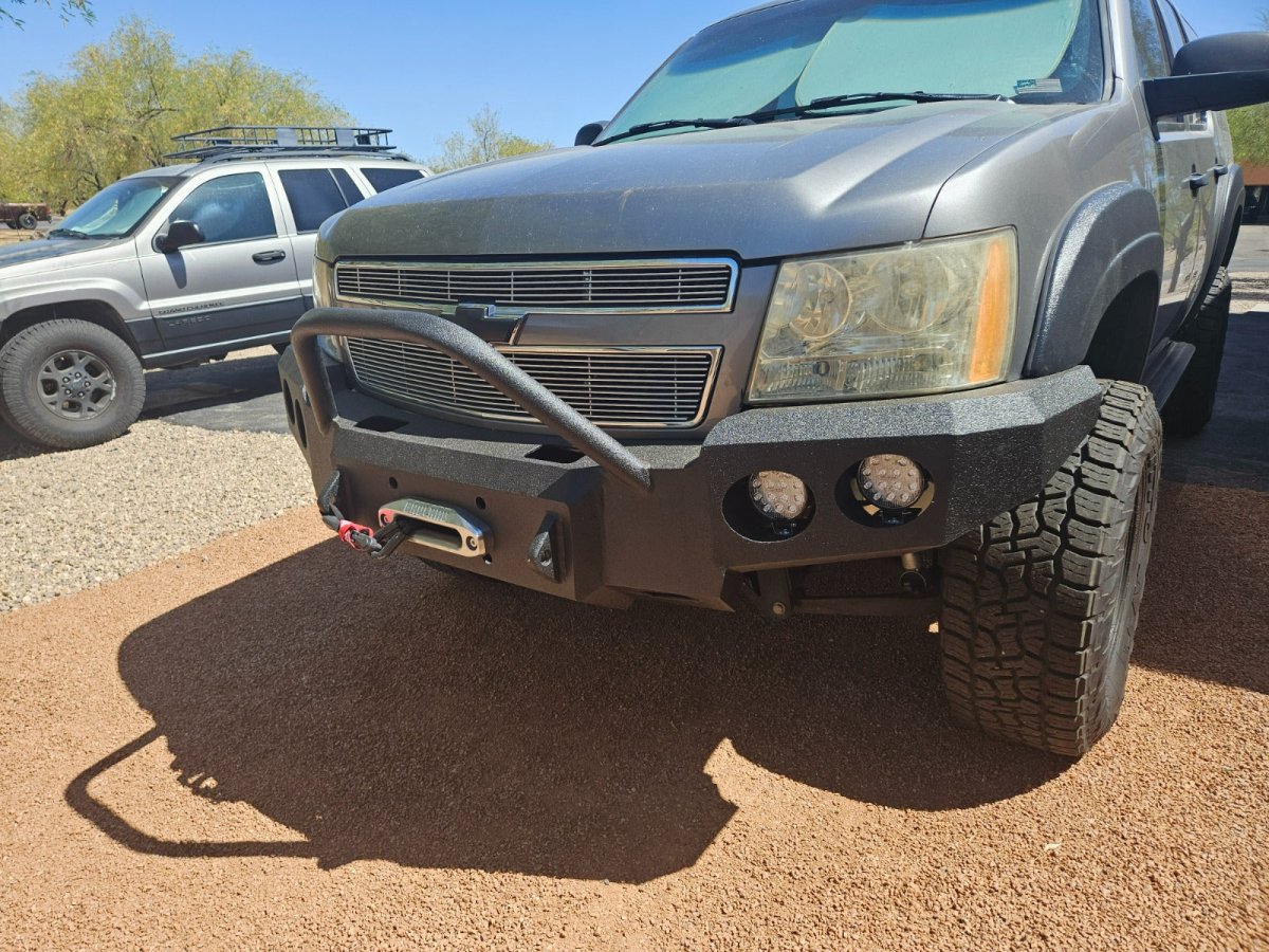 2007 - 2014 Chevrolet Tahoe / Suburban 1500 Front Bumper - Iron Bull BumpersFRONT IRON BUMPER