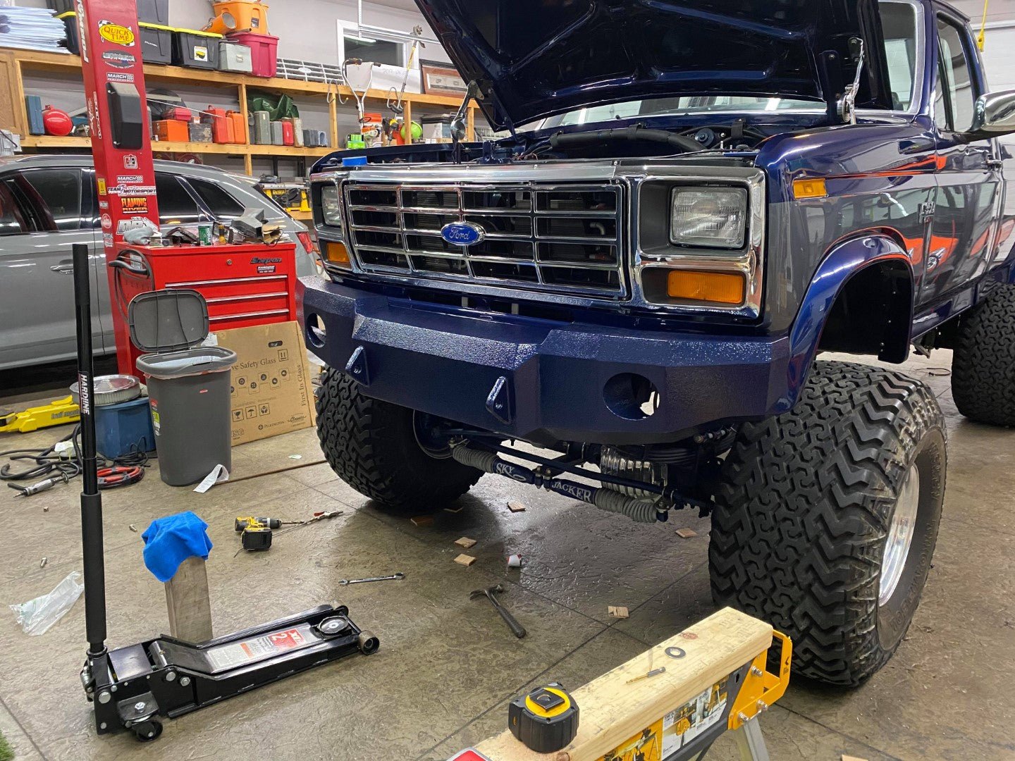 1980-1986 Ford F250/350 Front Bumper - Iron Bull BumpersFRONT IRON BUMPER