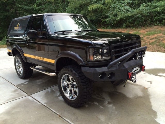 1992-1996 Ford Bronco Front Bumper - Iron Bull BumpersFRONT IRON BUMPER