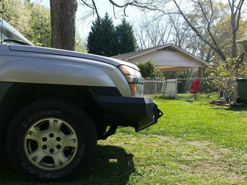 2002-2006 Chevrolet Avalanche 1500 Front Bumper (CLADDED VERSION ONLY) - Iron Bull BumpersFRONT IRON BUMPER