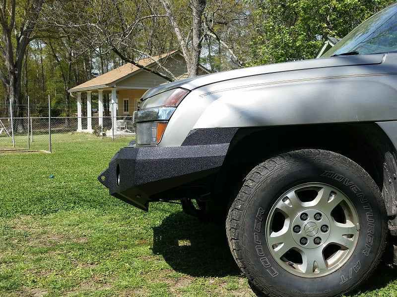 2002-2006 Chevrolet Avalanche 1500 Front Bumper (CLADDED VERSION ONLY) - Iron Bull BumpersFRONT IRON BUMPER