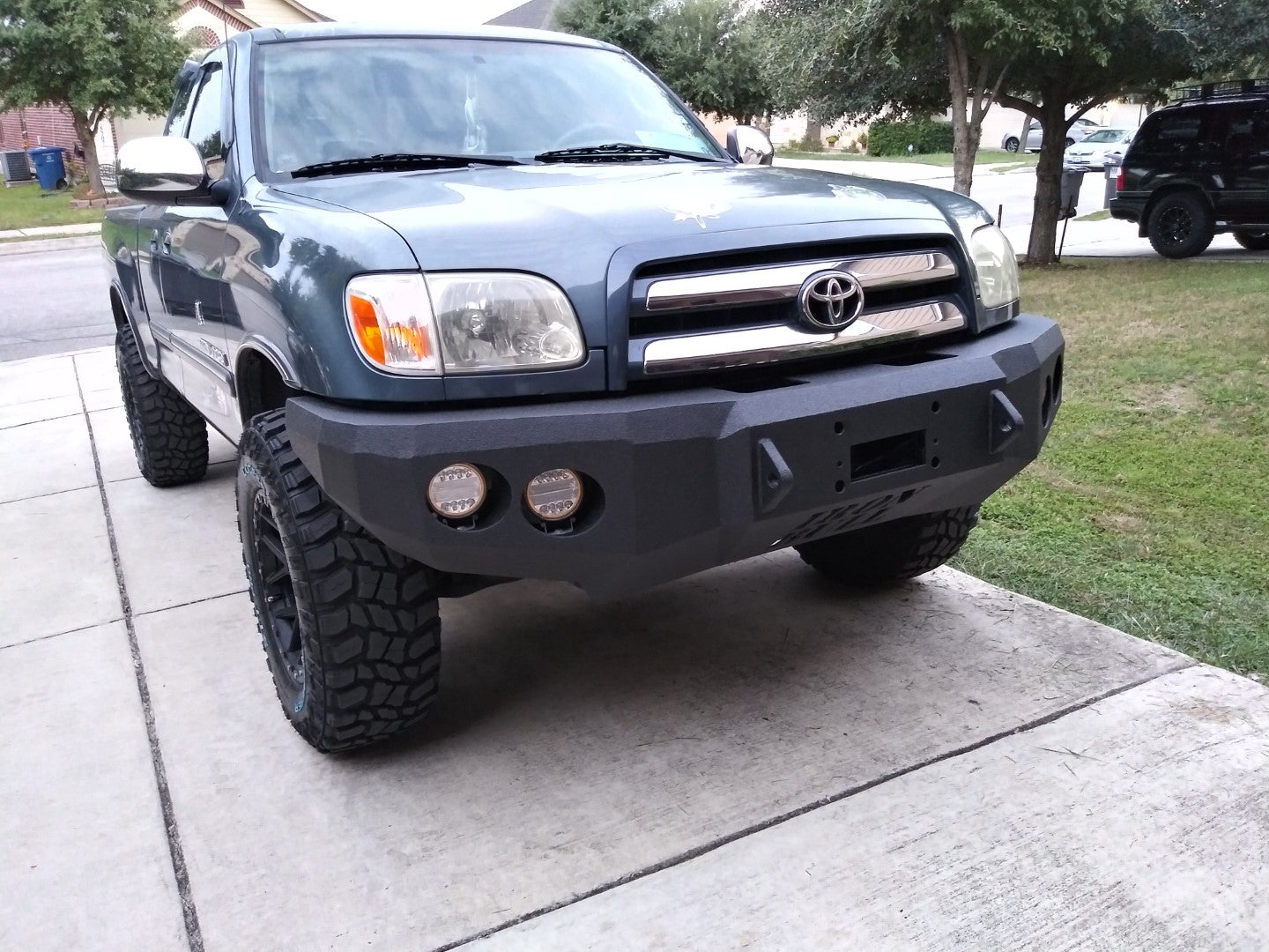 2003-2006 Toyota Tundra (Standard/Access Cab Only) Front Bumper - Iron Bull BumpersFRONT IRON BUMPER