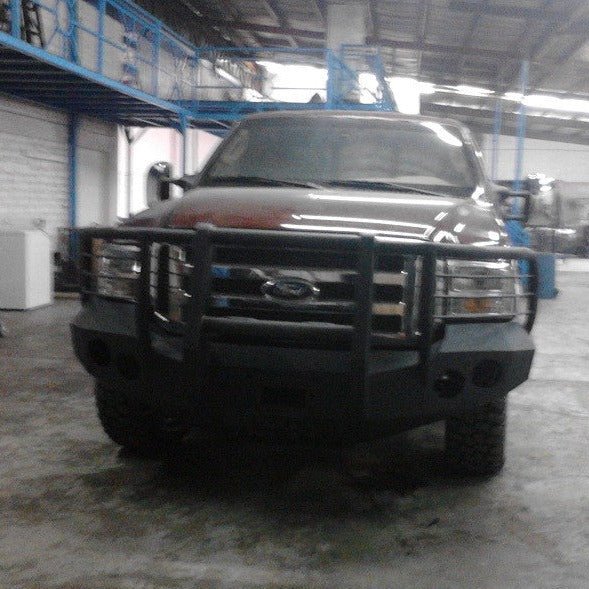 2005-2007 Ford F450/F550 Front Bumper With Fender Flare Adapters - Iron Bull BumpersFRONT IRON BUMPER