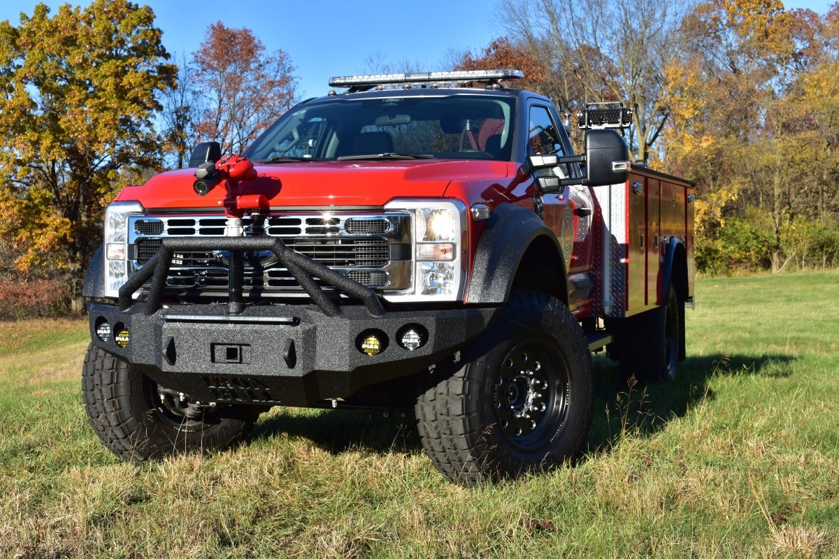 2023 - 2025 Ford Super Duty F - 450/F - 550/F - 600 Front Bumper With Fender Flares Adapter - Iron Bull BumpersFRONT IRON BUMPER