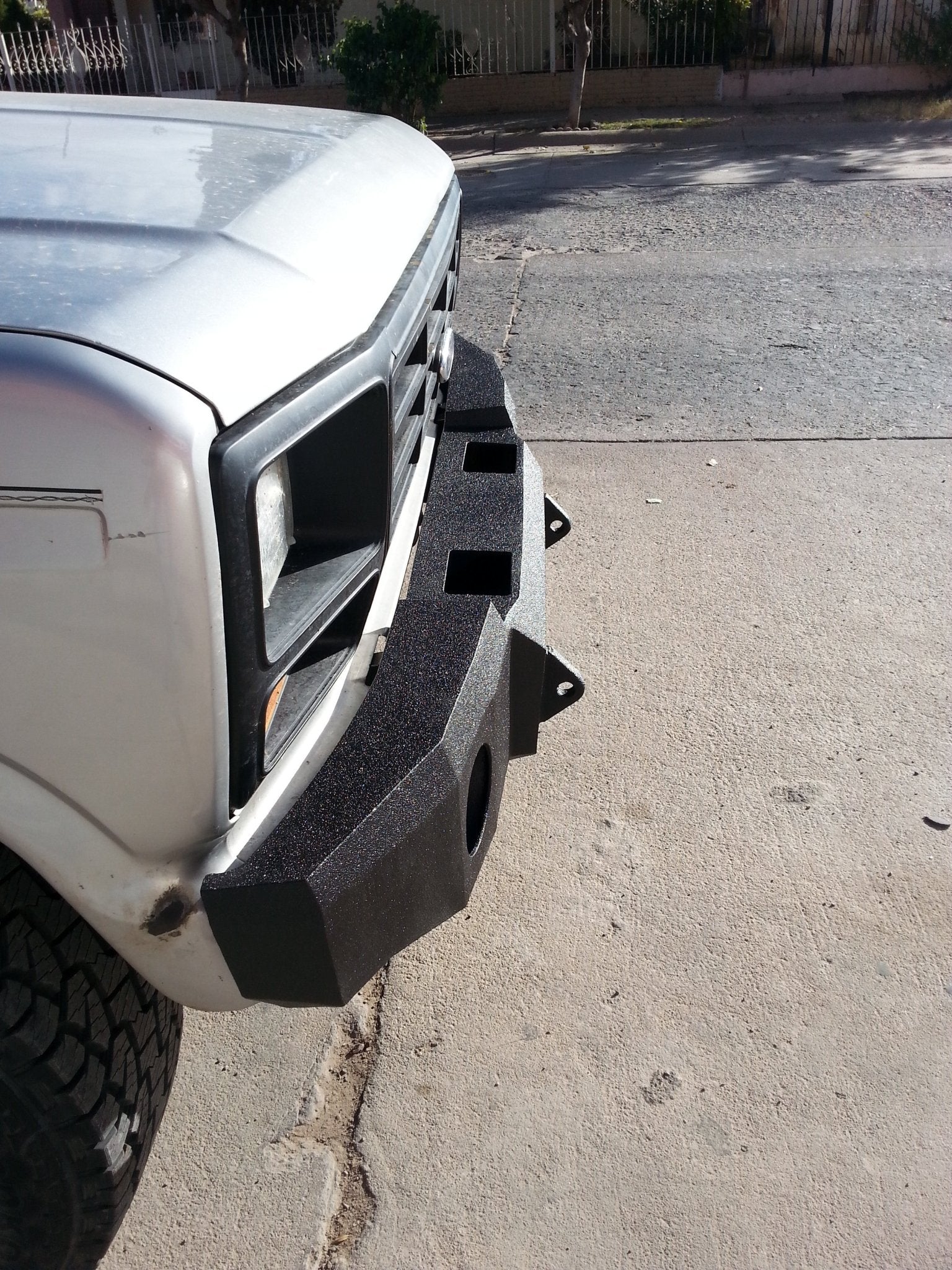 1980-1986 Ford Bronco Front Bumper - Iron Bull BumpersFRONT IRON BUMPER