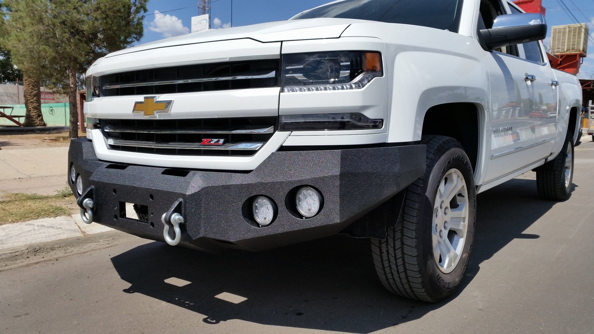 BUMPER ACCESSORY: 4 Inch Round LED Light - Iron Bull BumpersACCESSORY