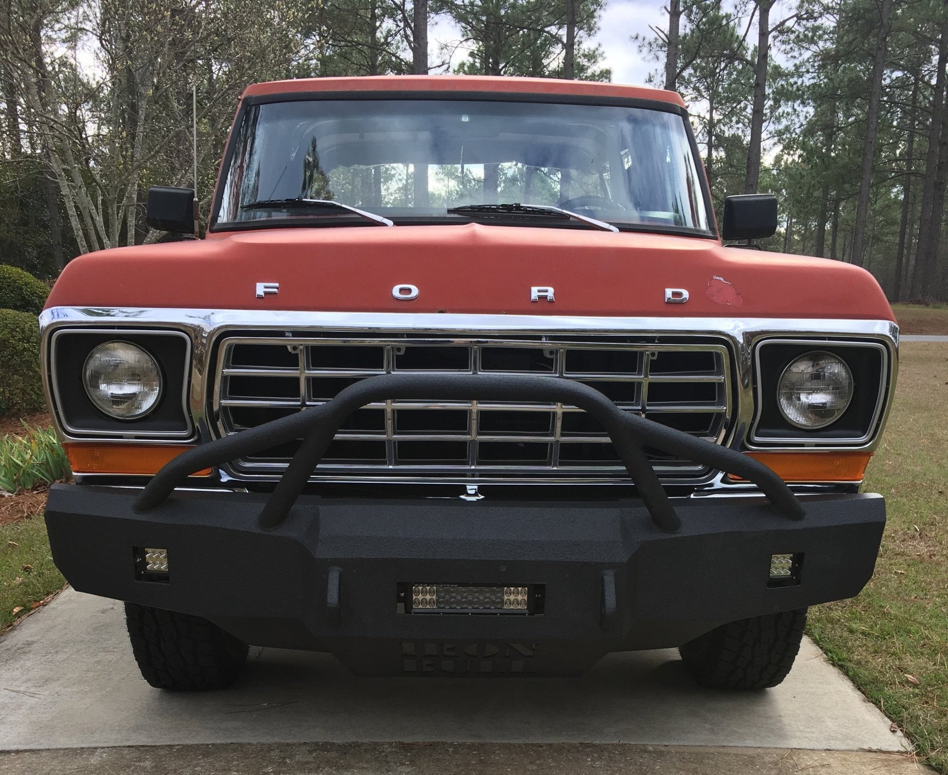 BUMPER ACCESSORY: Straight LED Light Bar - Iron Bull BumpersACCESSORY